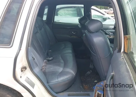 1997 Lincoln Town Car Executive из США, поврежденный, VIN 1LNLM81W7VY702095